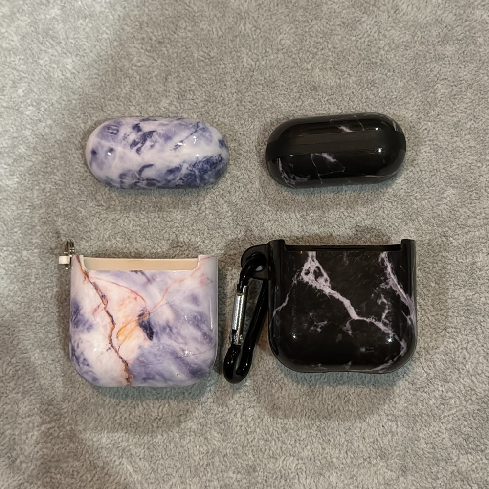 AirPod cases - Picture 2 of 2